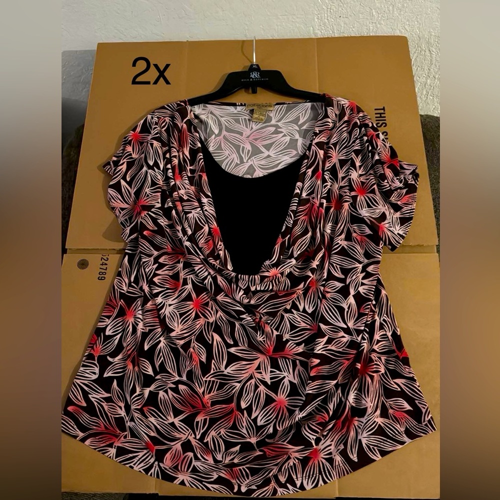 Women’s blouse size 2X